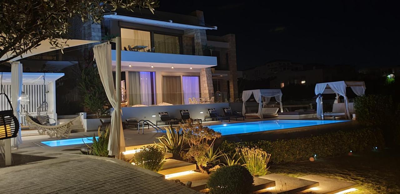Made Of Blue Luxury Suites Collection Ретимно Екстериор снимка