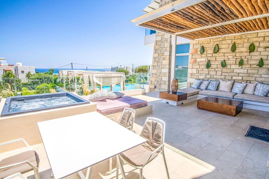Made Of Blue Luxury Suites Collection Ретимно Екстериор снимка