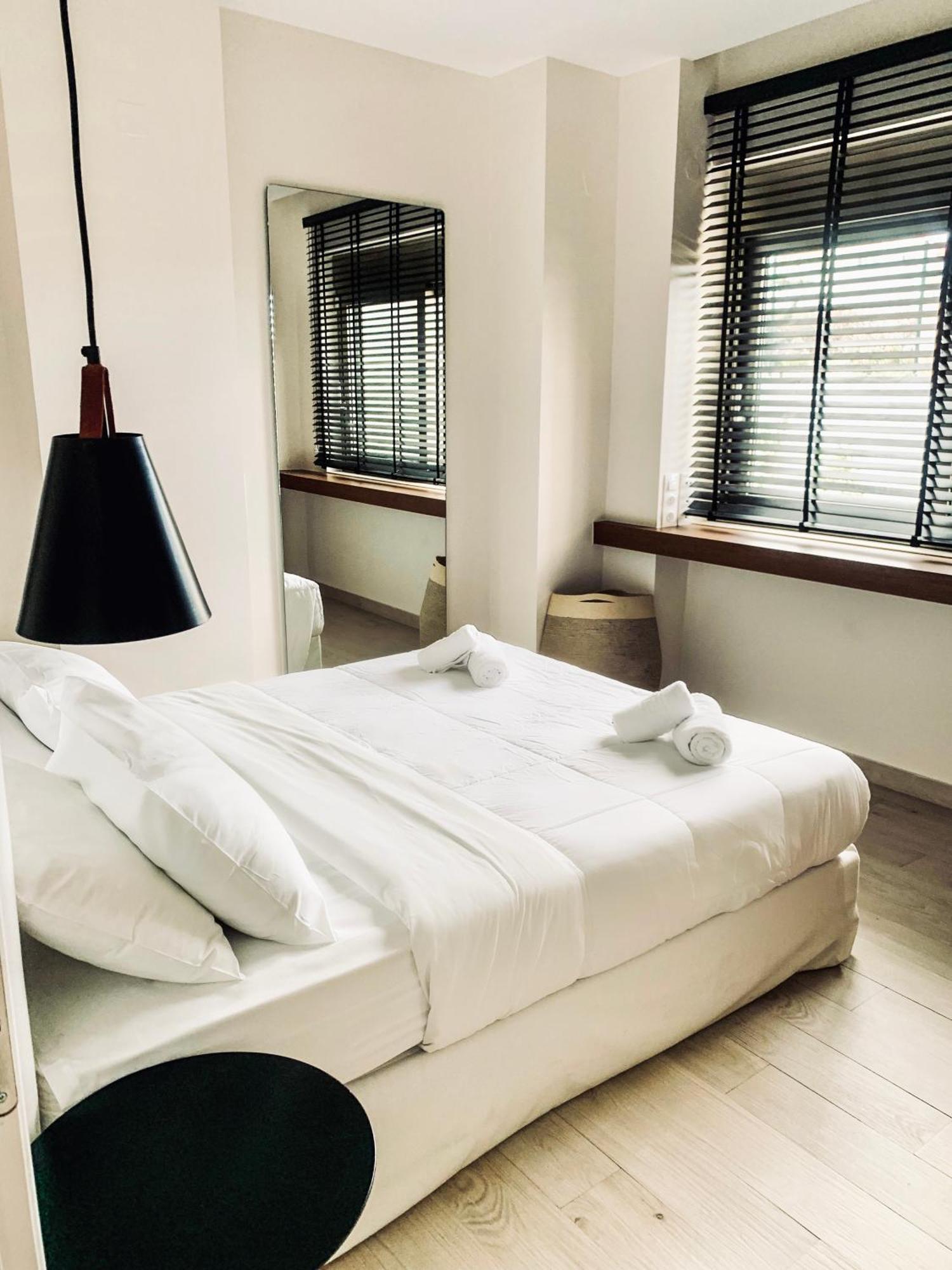 Made Of Blue Luxury Suites Collection Ретимно Екстериор снимка