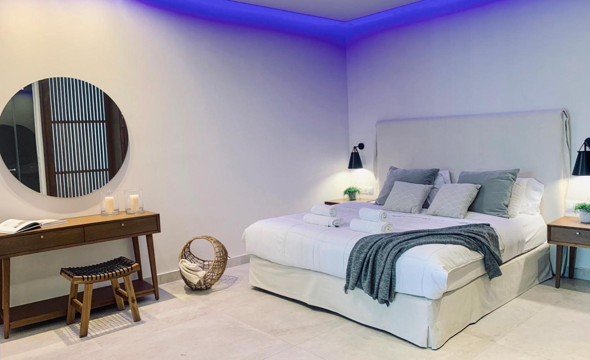 Made Of Blue Luxury Suites Collection Ретимно Екстериор снимка